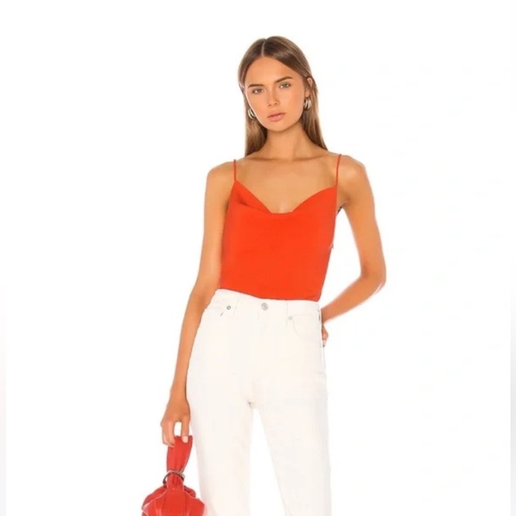 Revolve Red Top - Picture 4 of 8